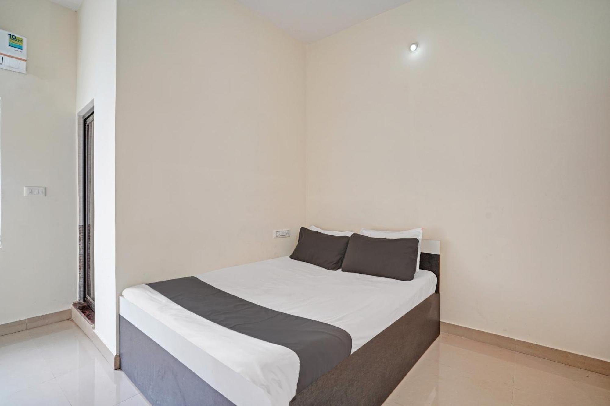 Hotel O Mg Boarding And Lodging Bengaluru Kültér fotó